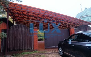 автомобильный навес из сотового поликарбоната